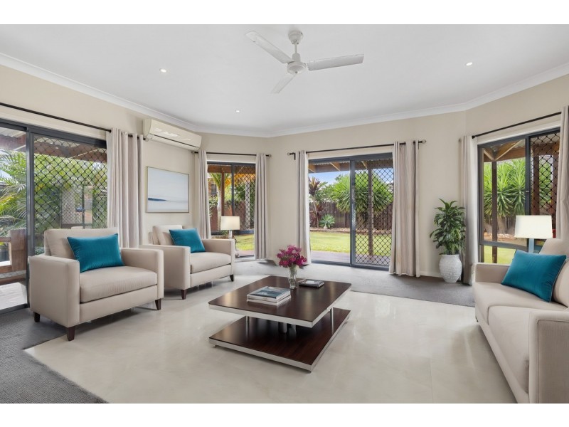 13 Saint Clair Court, Redland Bay QLD 4165