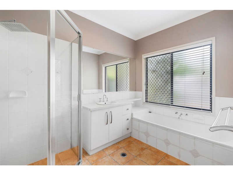 13 Saint Clair Court, Redland Bay QLD 4165