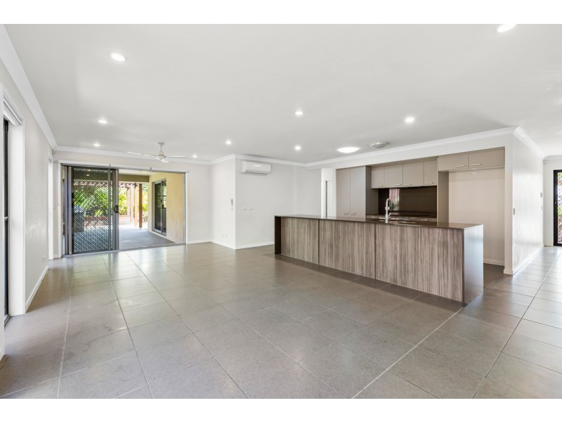 2 East Ridge Street, Thornlands QLD 4164