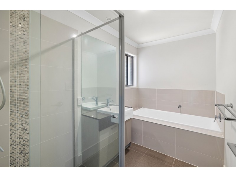 2 East Ridge Street, Thornlands QLD 4164