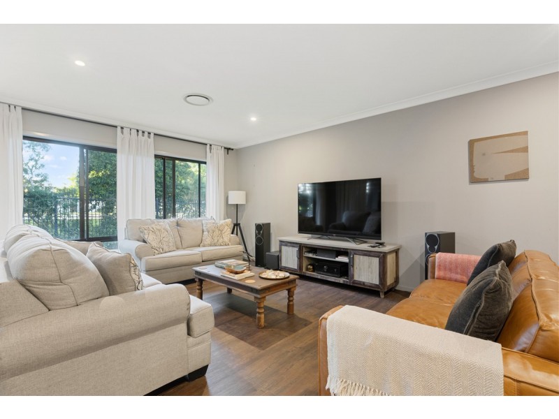 16 Duchess Place, Cleveland QLD 4163