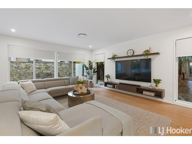 8 Seawater Street, Thornlands QLD 4164