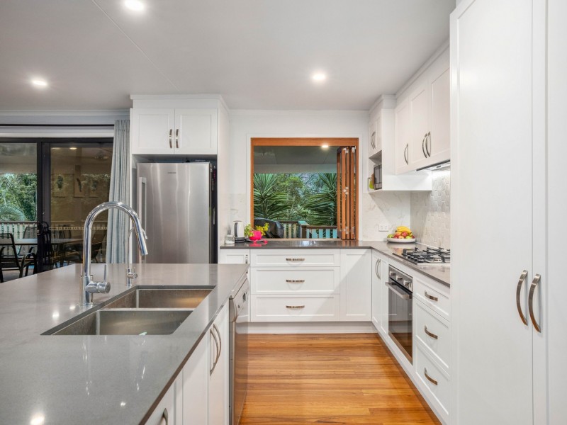 59 Lima Street, Edens Landing QLD 4207