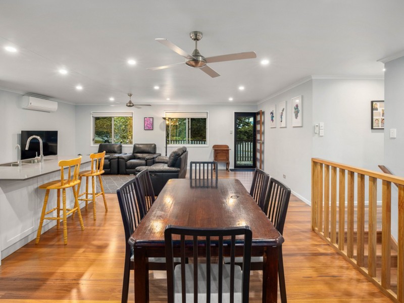 59 Lima Street, Edens Landing QLD 4207