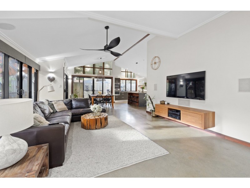 27 Troy Street, Ormiston QLD 4160