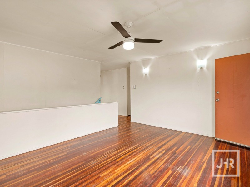 8 Eccles Street, Wynnum West QLD 4178