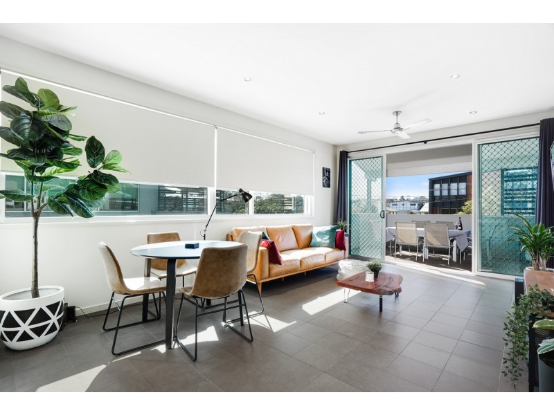 2/7 Camborne Street, Enoggera QLD 4051