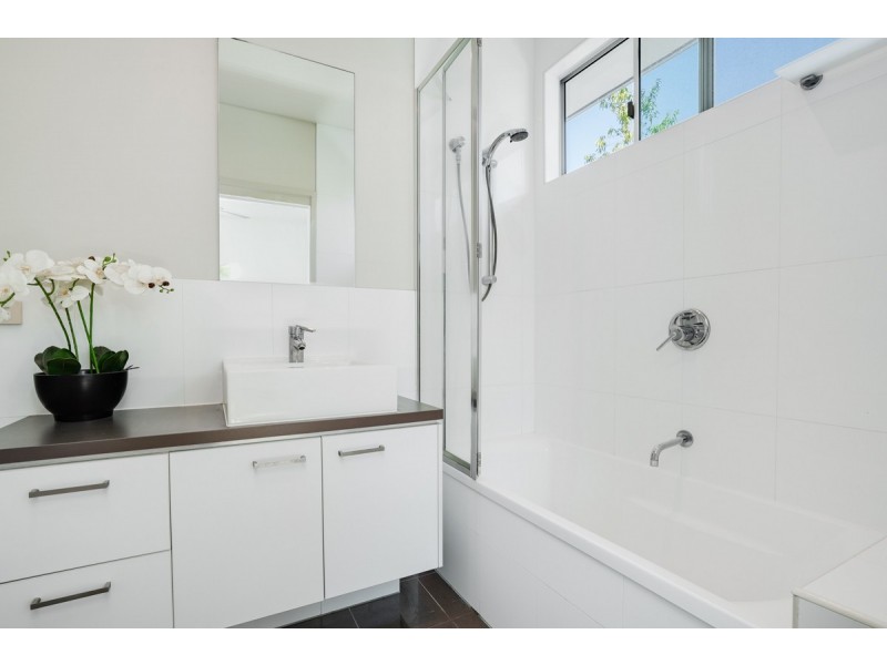 2/7 Camborne Street, Enoggera QLD 4051