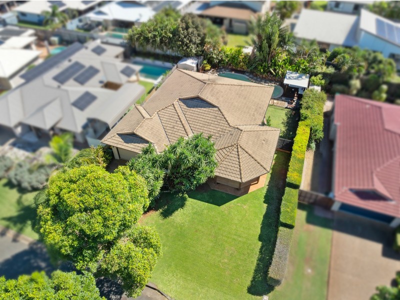 12 Aquila Street, Redland Bay QLD 4165