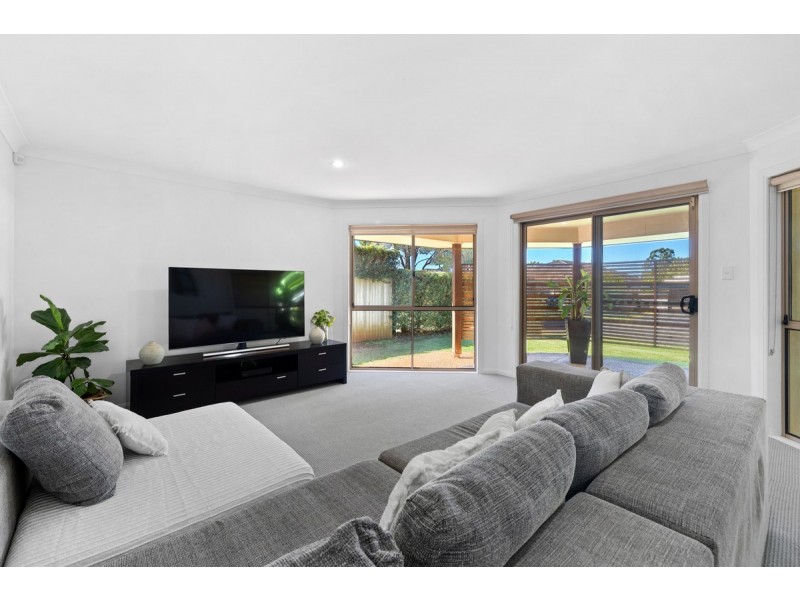 12 Aquila Street, Redland Bay QLD 4165