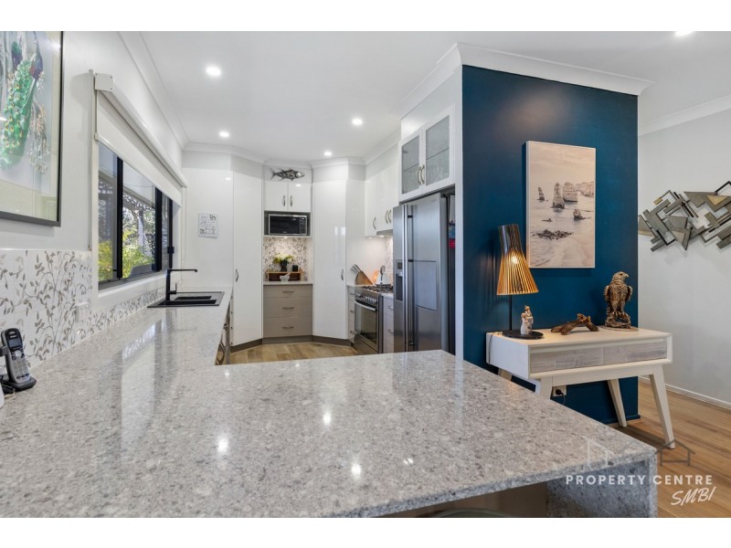 15 Island View Road, Russell Island QLD 4184