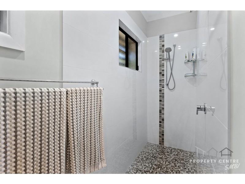 15 Island View Road, Russell Island QLD 4184