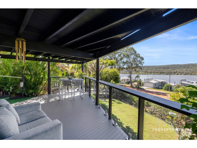 15 Island View Road, Russell Island QLD 4184