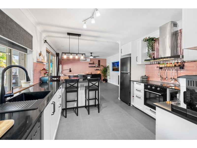 2 Noir Court, Thornlands QLD 4164