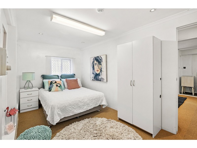 5 Hampshire Crescent, Alexandra Hills QLD 4161