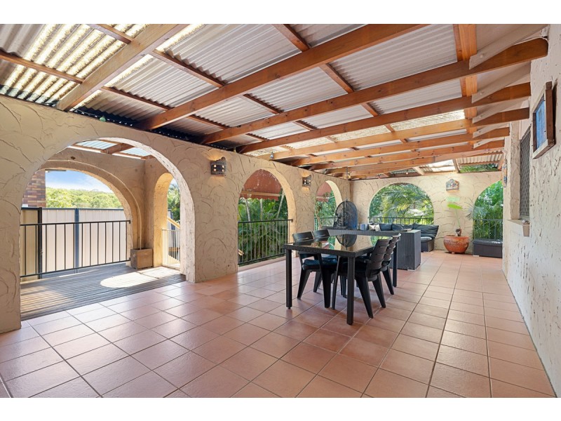 23 Lowanna Terrace, Cleveland QLD 4163