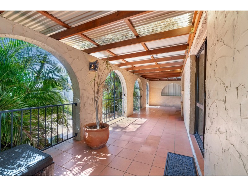 23 Lowanna Terrace, Cleveland QLD 4163