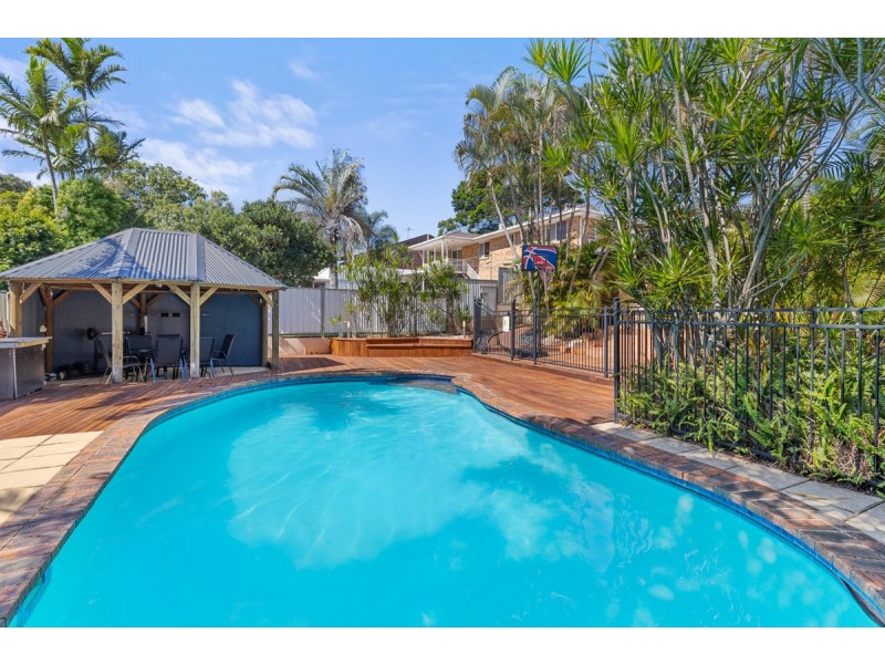 23 Lowanna Terrace, Cleveland QLD 4163