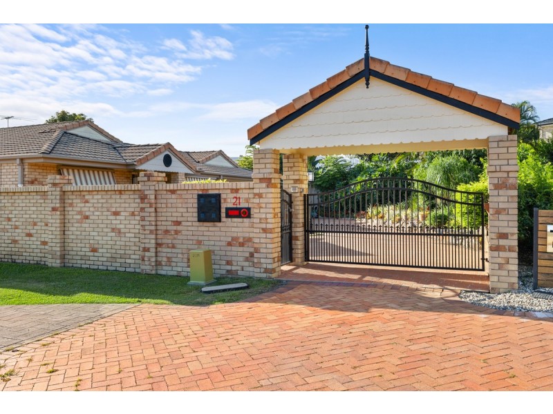21 Turnberry Place, Carindale QLD 4152