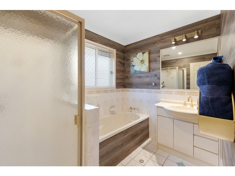 21 Turnberry Place, Carindale QLD 4152