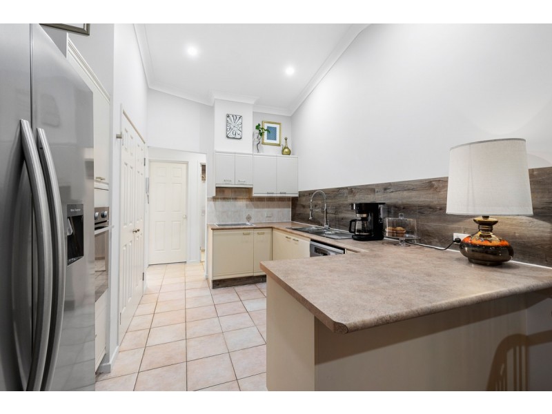 21 Turnberry Place, Carindale QLD 4152