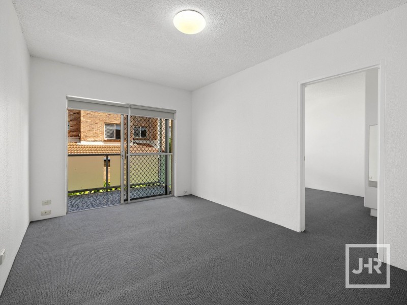 2/24 Weston Street, Coorparoo QLD 4151