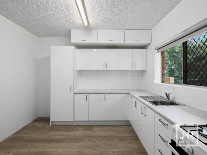 2/24 Weston Street, Coorparoo QLD 4151