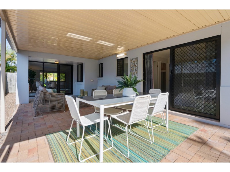 10 Homebush Crescent, Sinnamon Park QLD 4073