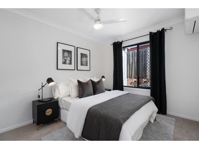 10 Homebush Crescent, Sinnamon Park QLD 4073