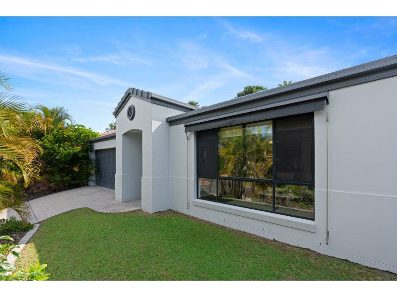 10 Homebush Crescent, Sinnamon Park QLD 4073