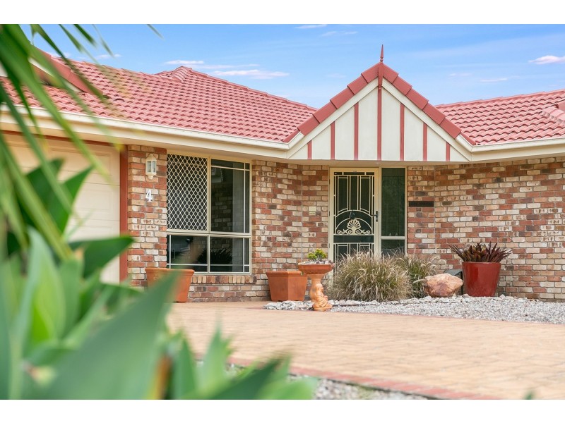 4 Franbridge Place, Victoria Point QLD 4165