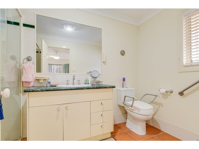 4 Franbridge Place, Victoria Point QLD 4165