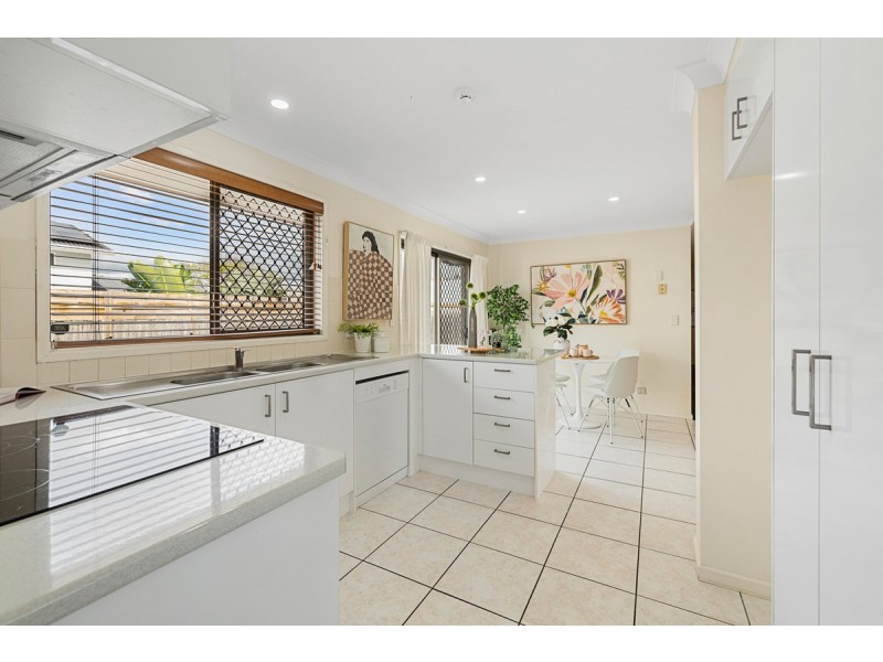 28 Baybreeze Street, Manly West QLD 4179