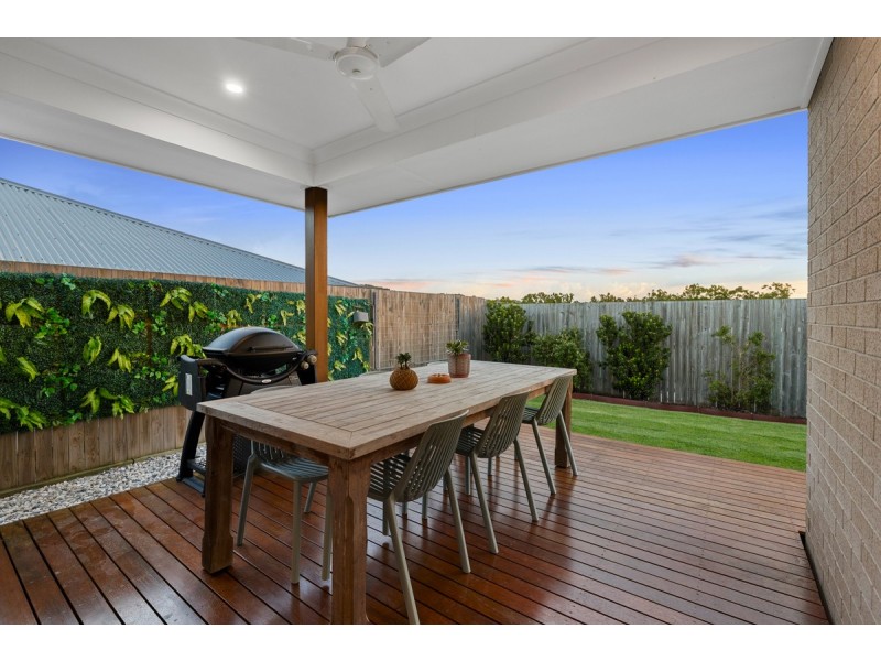 8 Berzins Court, Bahrs Scrub QLD 4207