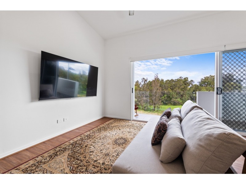 30 Birdie Place, Carbrook QLD 4130