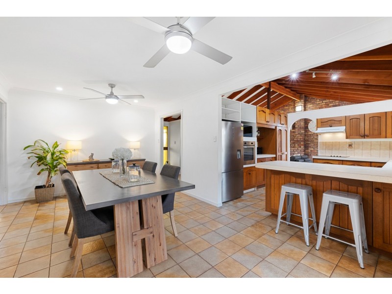 7 Yeovil Court, Alexandra Hills QLD 4161