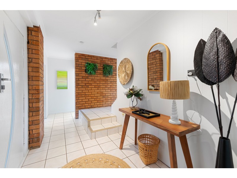 11 Moloaa Crescent, Birkdale QLD 4159