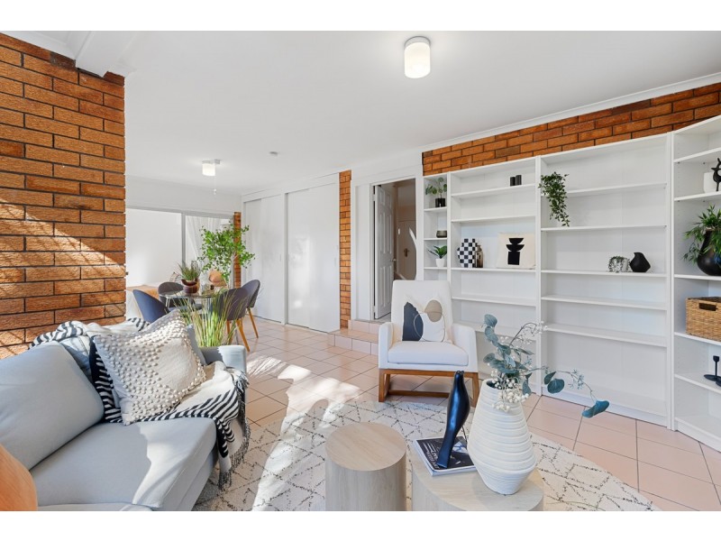 11 Moloaa Crescent, Birkdale QLD 4159