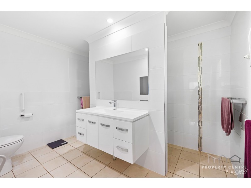 1 Oasis Drive, Russell Island QLD 4184