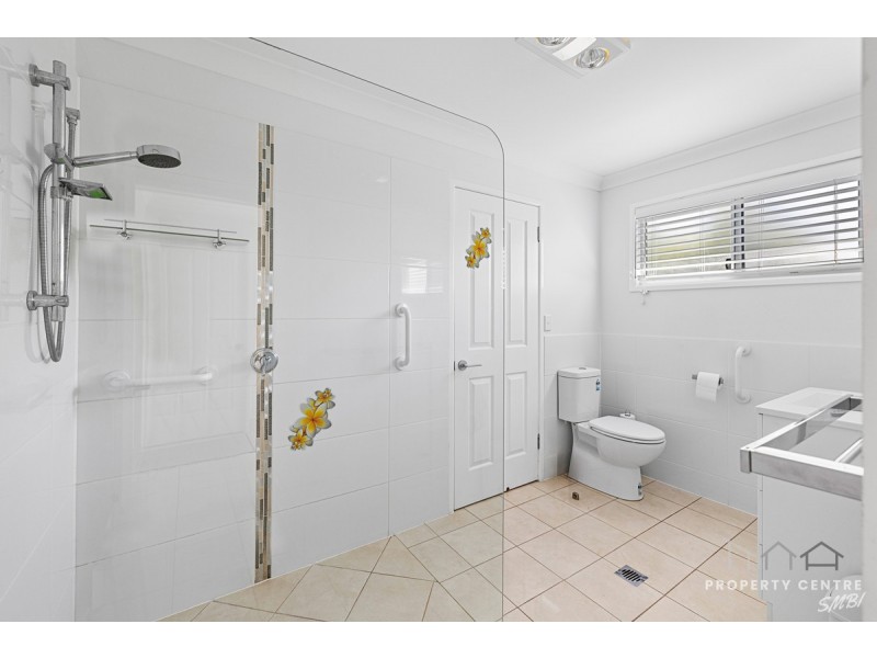 1 Oasis Drive, Russell Island QLD 4184