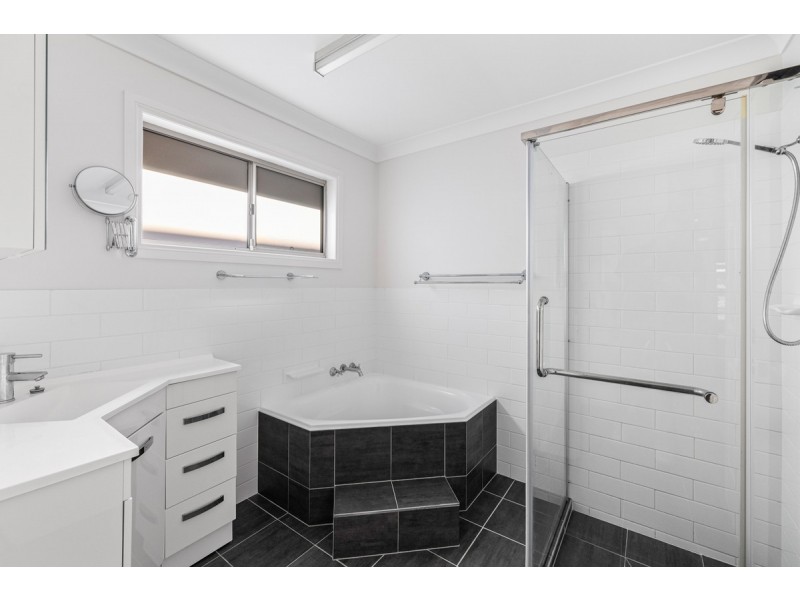 14 Tascon Street, Ormiston QLD 4160