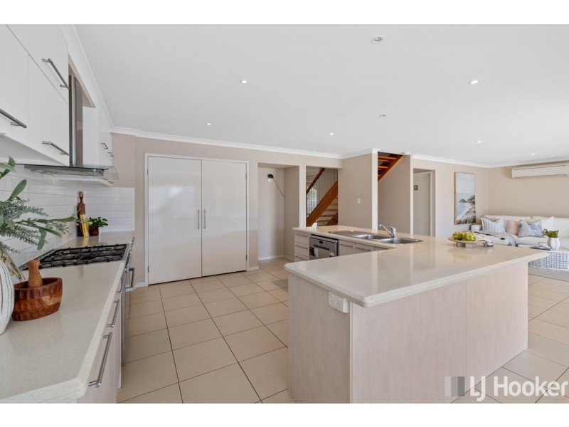 25 Whitby Place, Thornlands QLD 4164