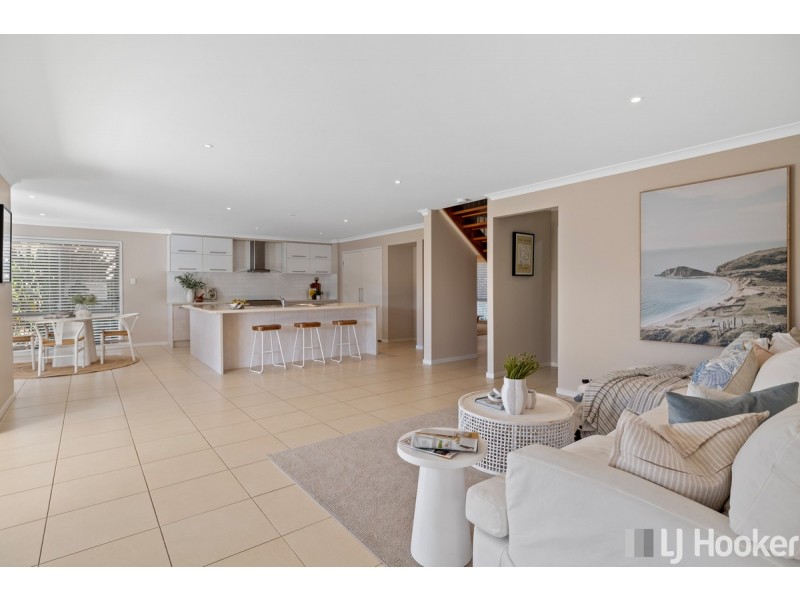 25 Whitby Place, Thornlands QLD 4164