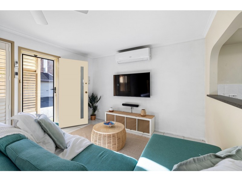 8/11 Lyre Street, Capalaba QLD 4157