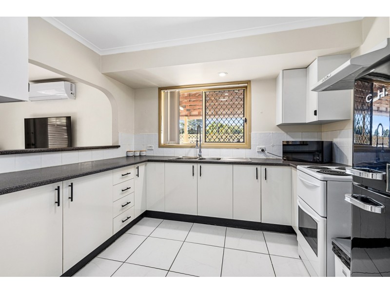 8/11 Lyre Street, Capalaba QLD 4157