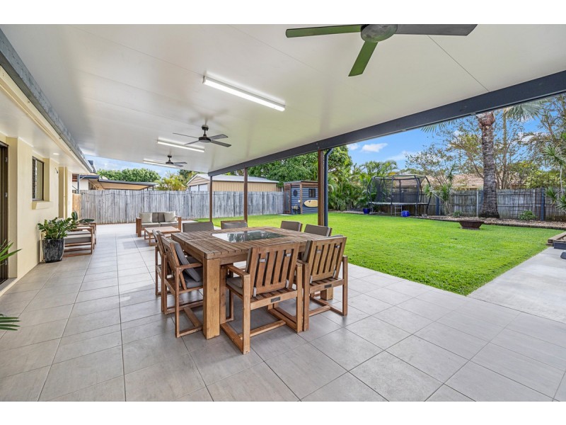 138 Sycamore Parade, Victoria Point QLD 4165