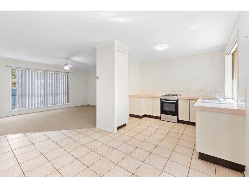 27 Terrier Court, Redland Bay QLD 4165