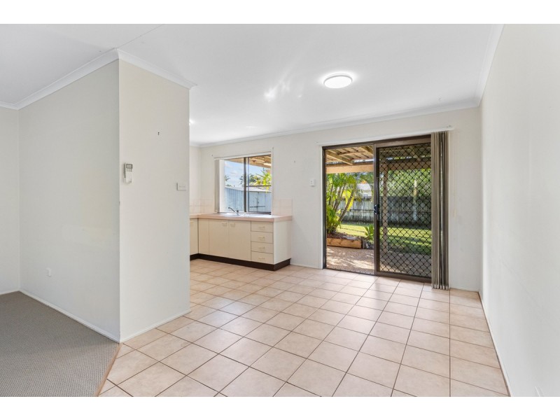 27 Terrier Court, Redland Bay QLD 4165