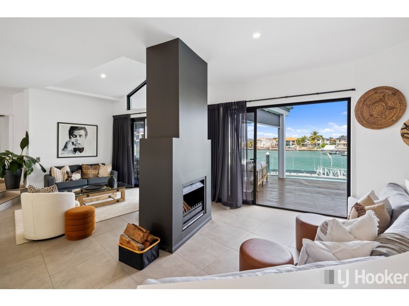 34 Piermont Place, Raby Bay QLD 4163