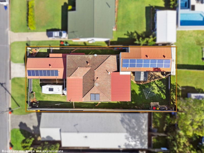 17 Herswell Avenue, Wynnum West QLD 4178